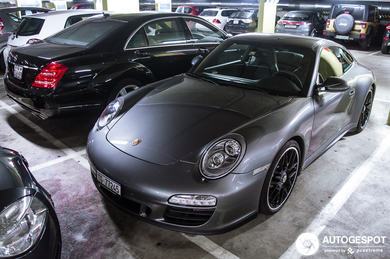 Porsche 997 Carrera GTS