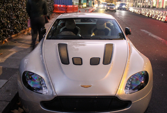 Aston Martin V12 Vantage S