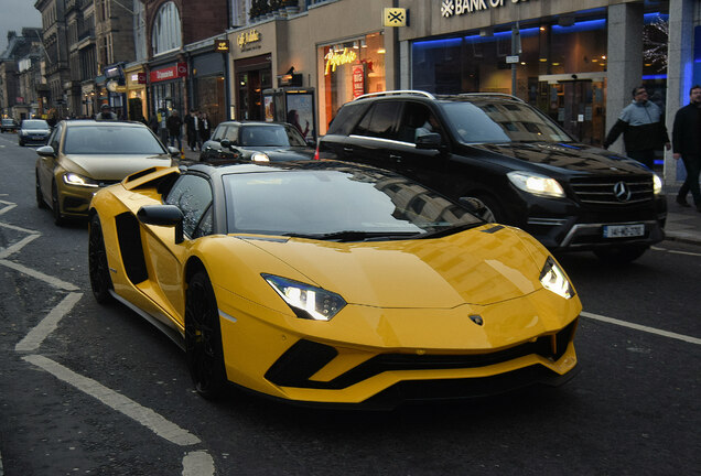 Lamborghini Aventador S LP740-4 Roadster