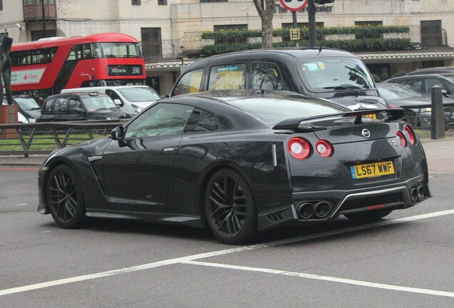 Nissan GT-R 2017