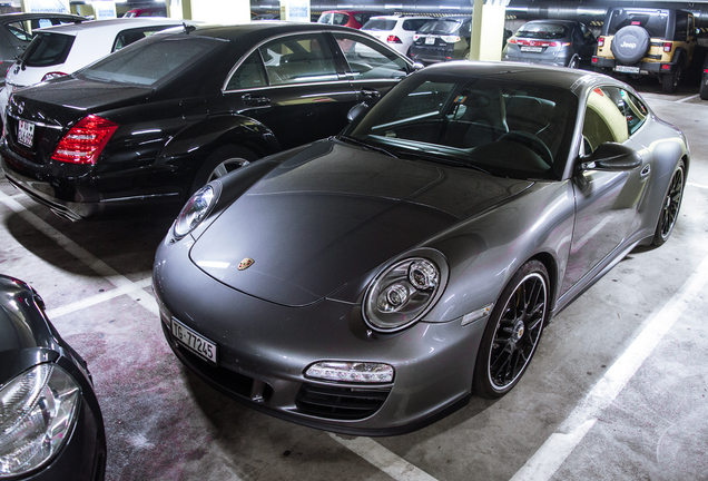 Porsche 997 Carrera GTS