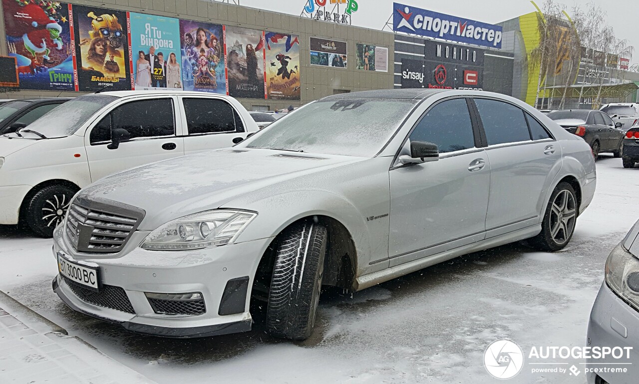 Mercedes-Benz S 63 AMG W221 2011