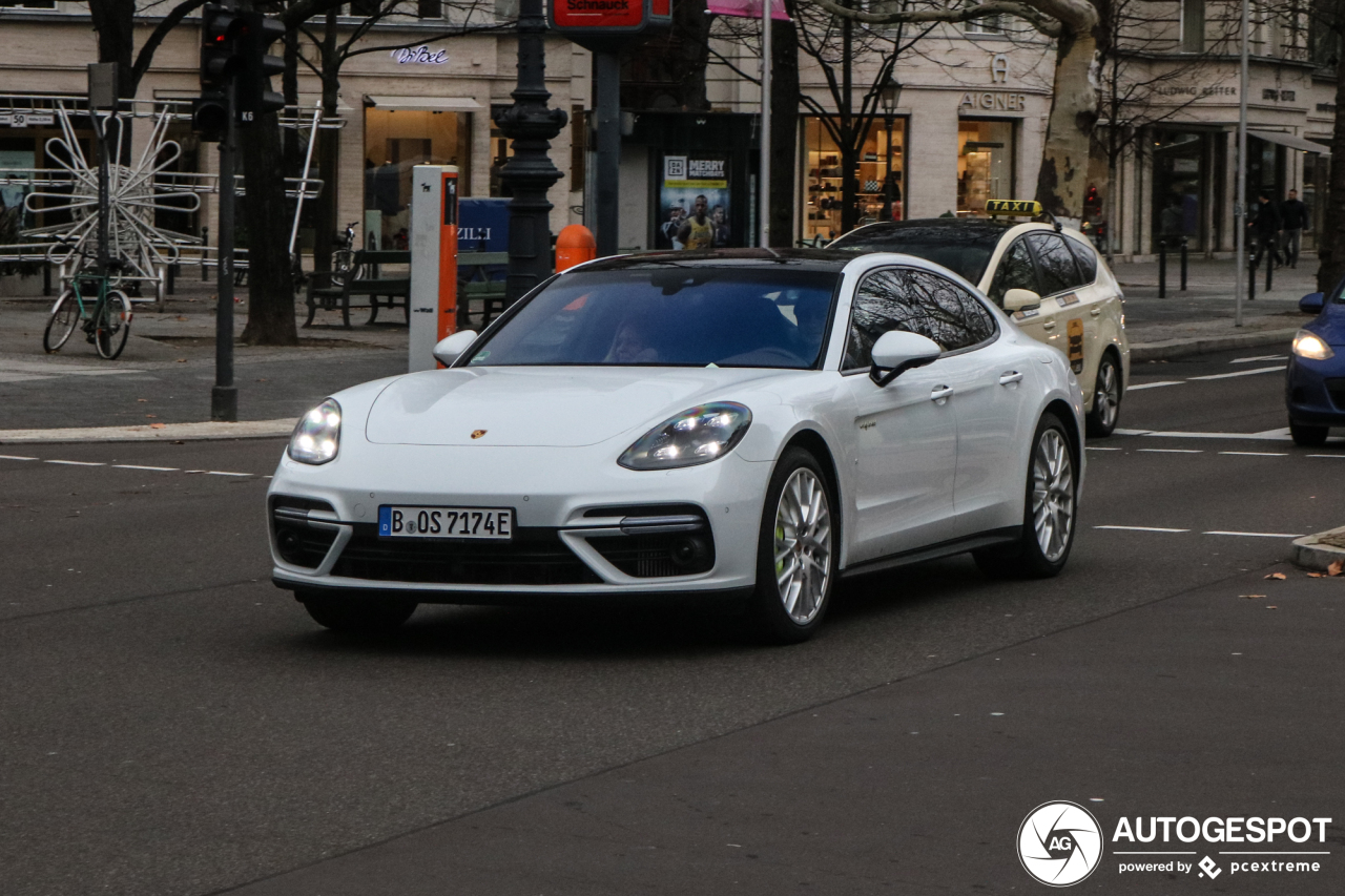 Porsche 971 Panamera Turbo S E-Hybrid