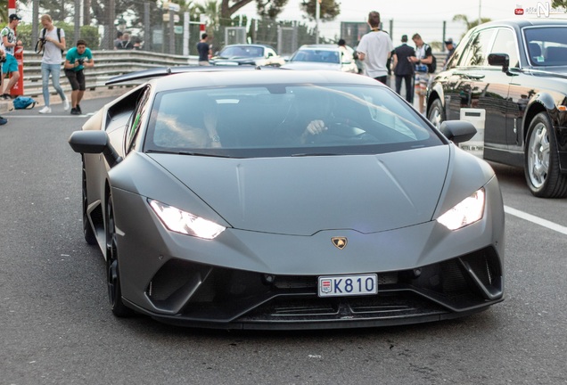 Lamborghini Huracán LP640-4 Performante