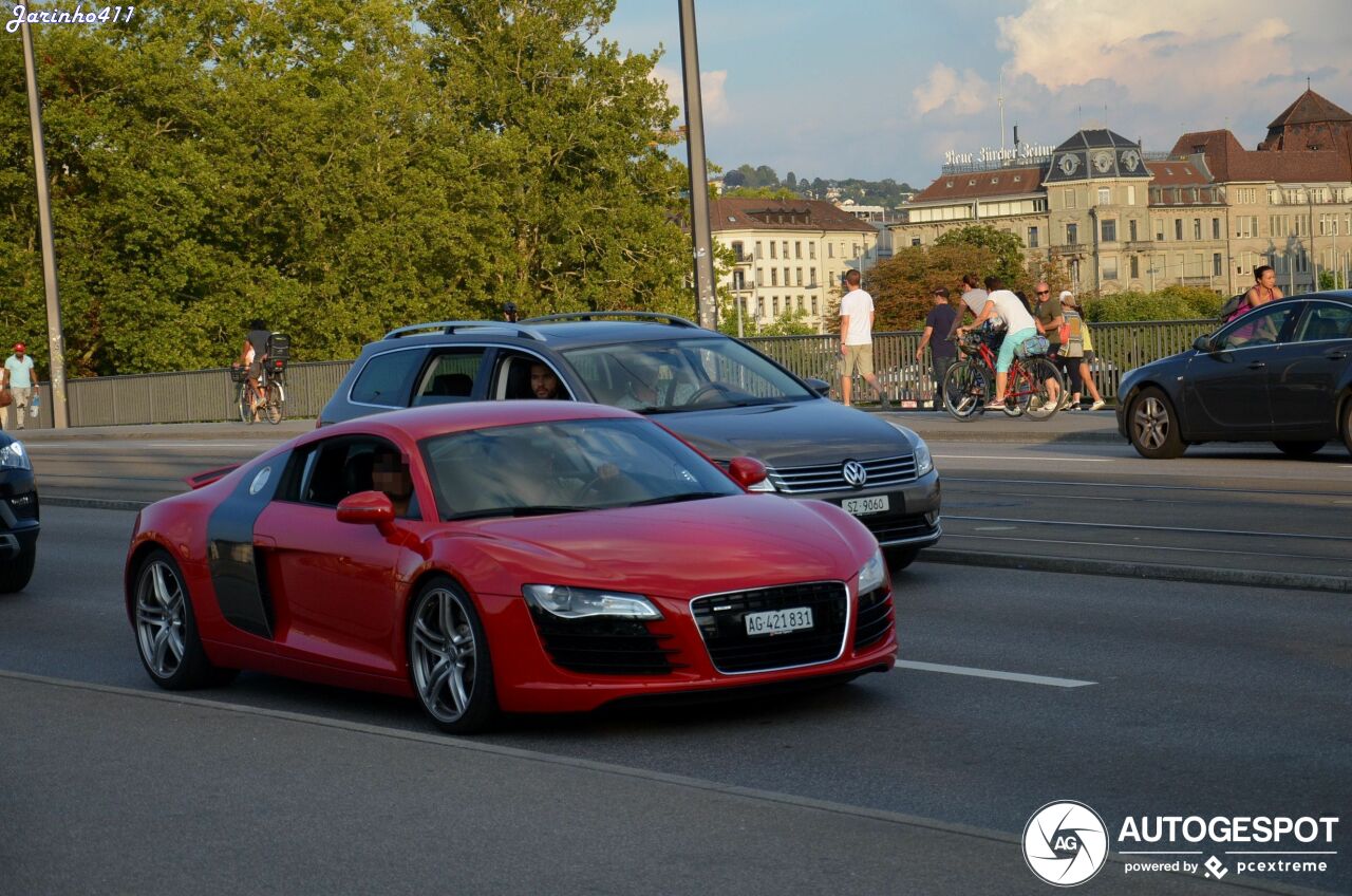 Audi R8