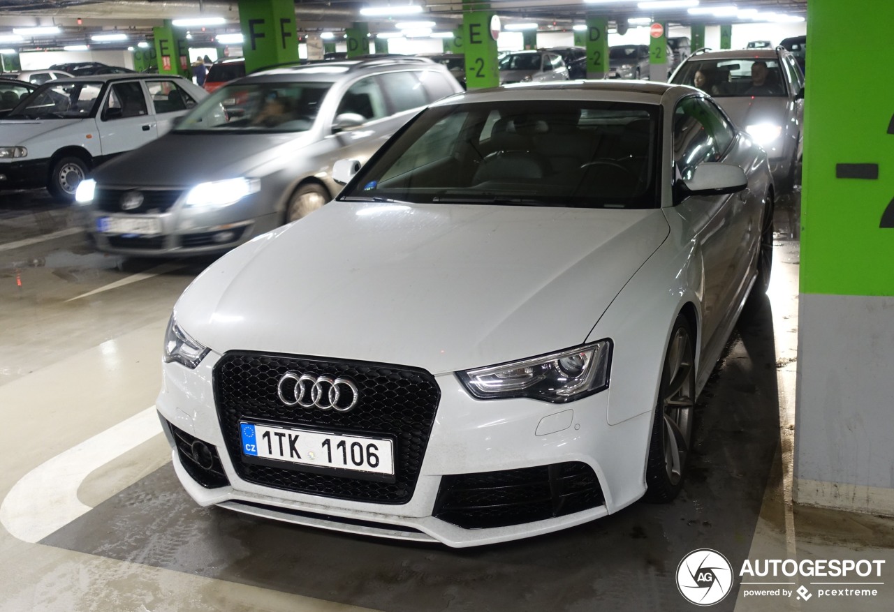 Audi RS5 B8 2012