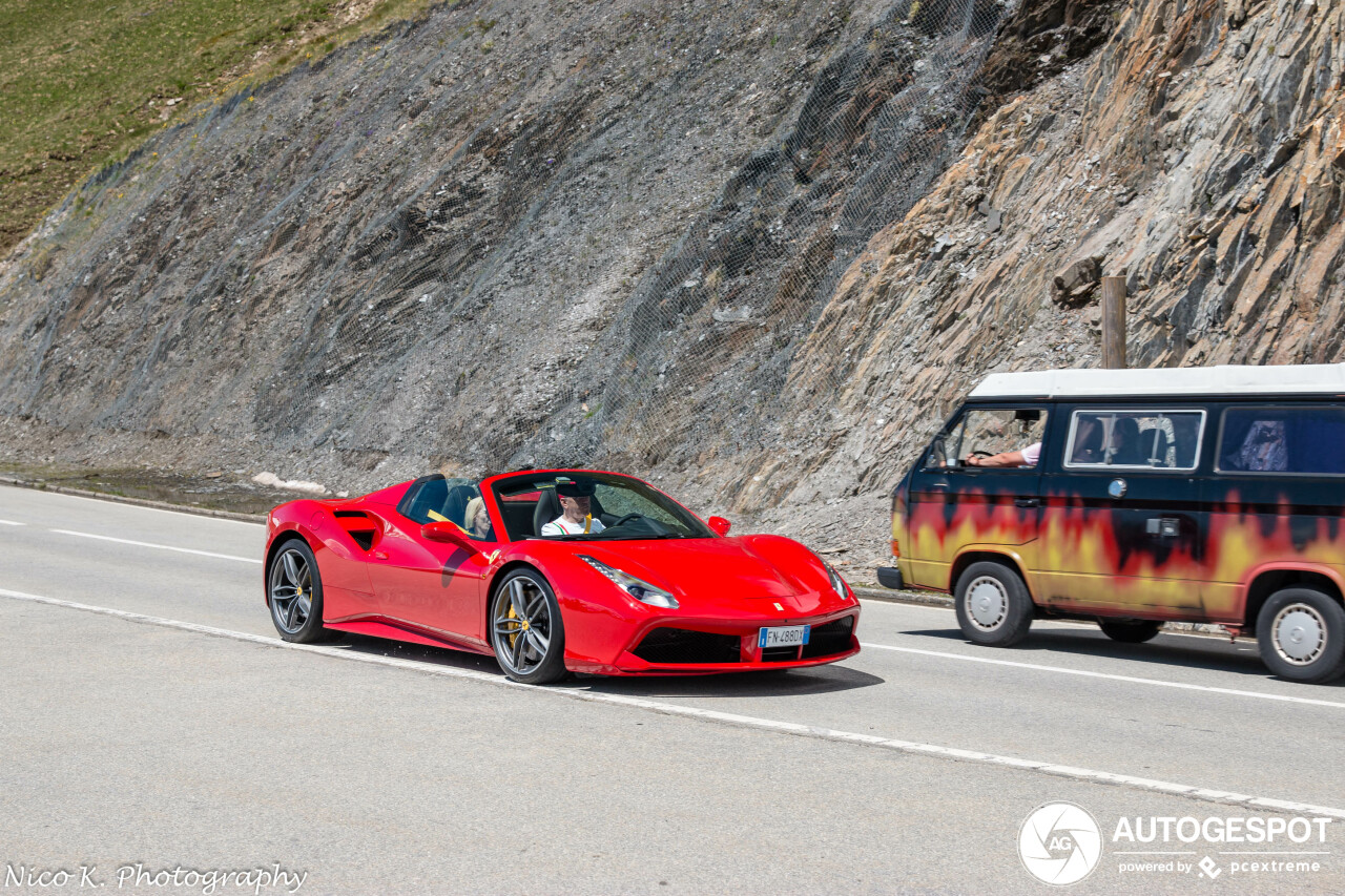 Ferrari 488 Spider