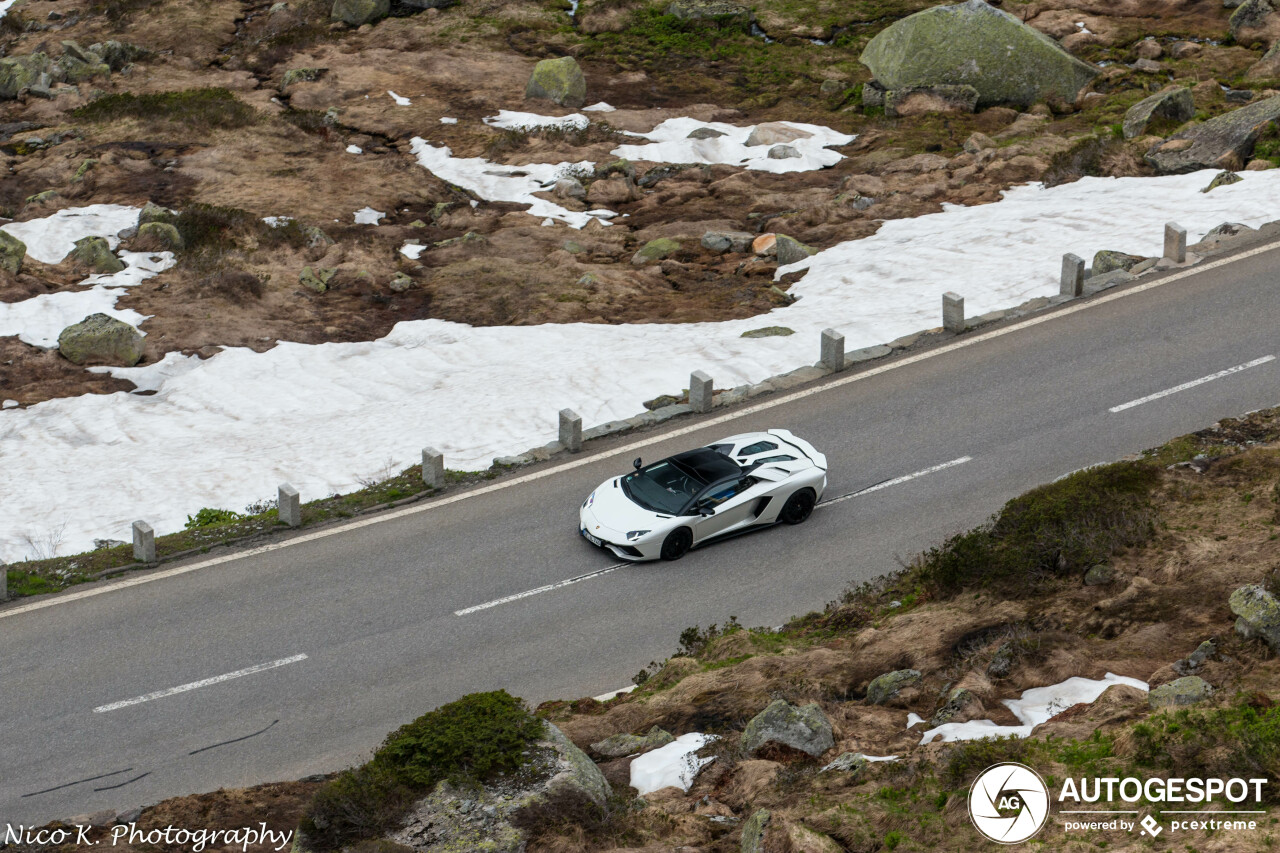 Lamborghini Aventador S LP740-4 Roadster