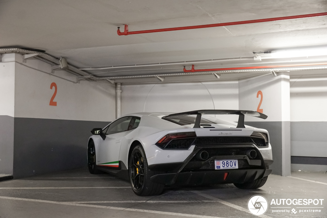 Lamborghini Huracán LP640-4 Performante