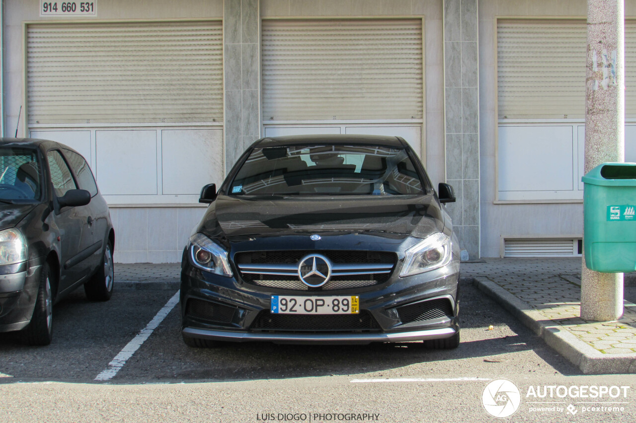 Mercedes-Benz A 45 AMG