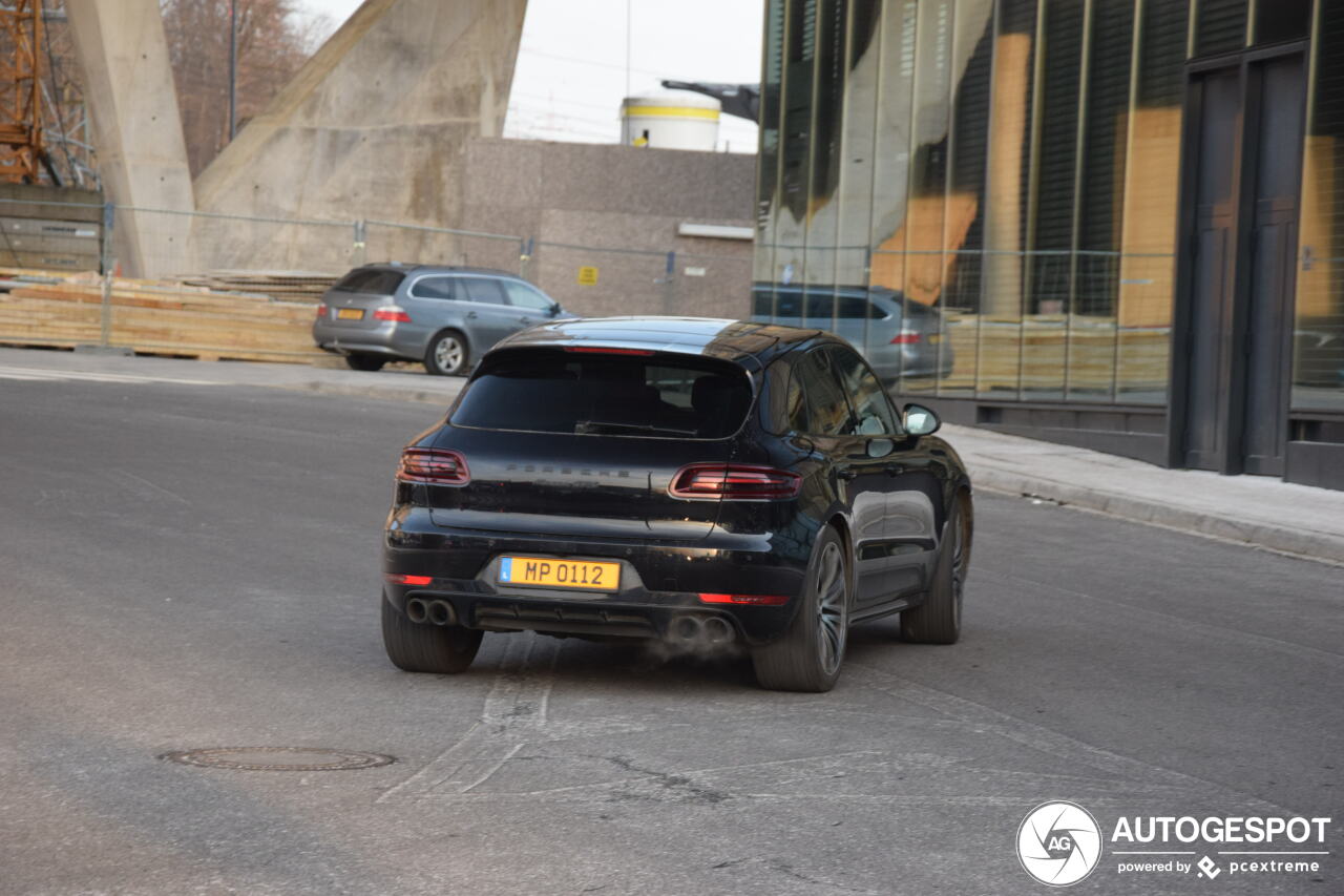 Porsche 95B Macan GTS