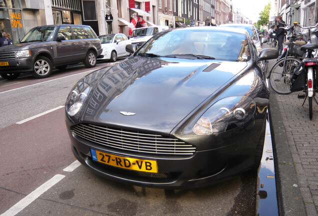 Aston Martin DB9