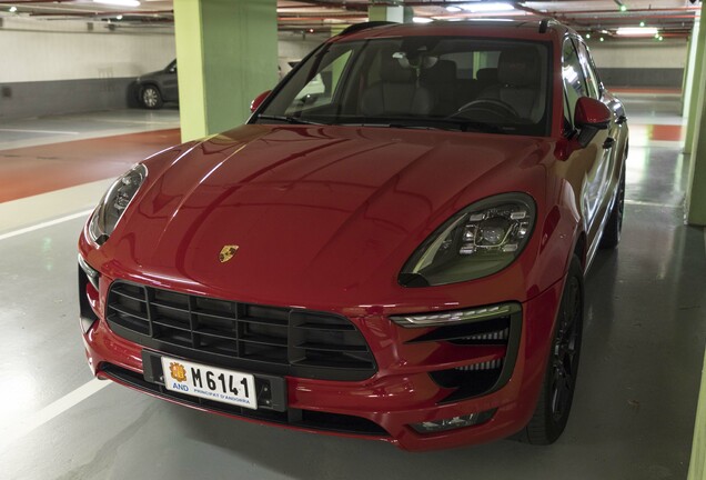 Porsche 95B Macan GTS