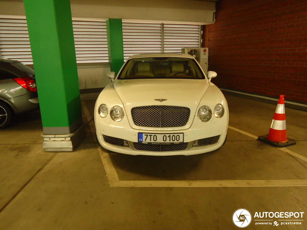 Bentley Continental Flying Spur