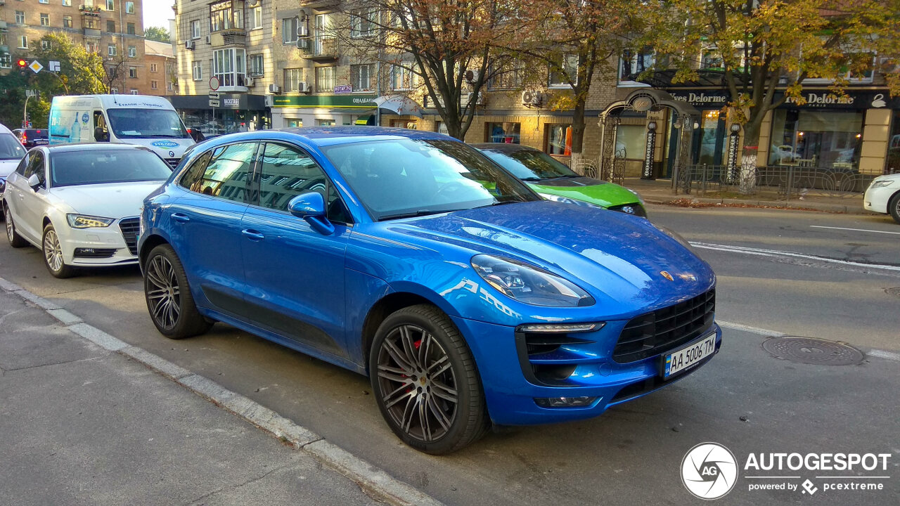 Porsche 95B Macan GTS