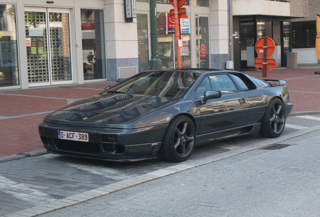 Lotus Esprit SE