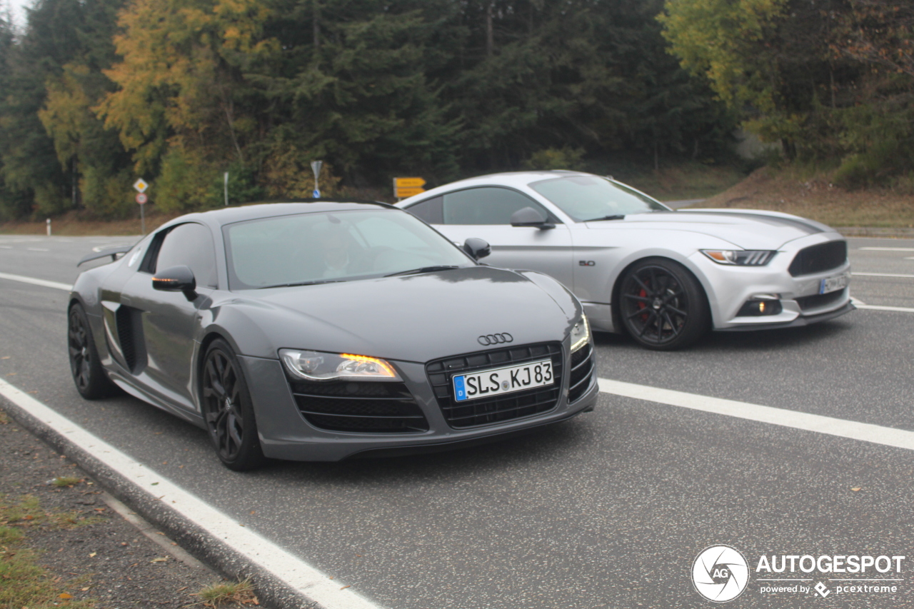 Audi R8 V10