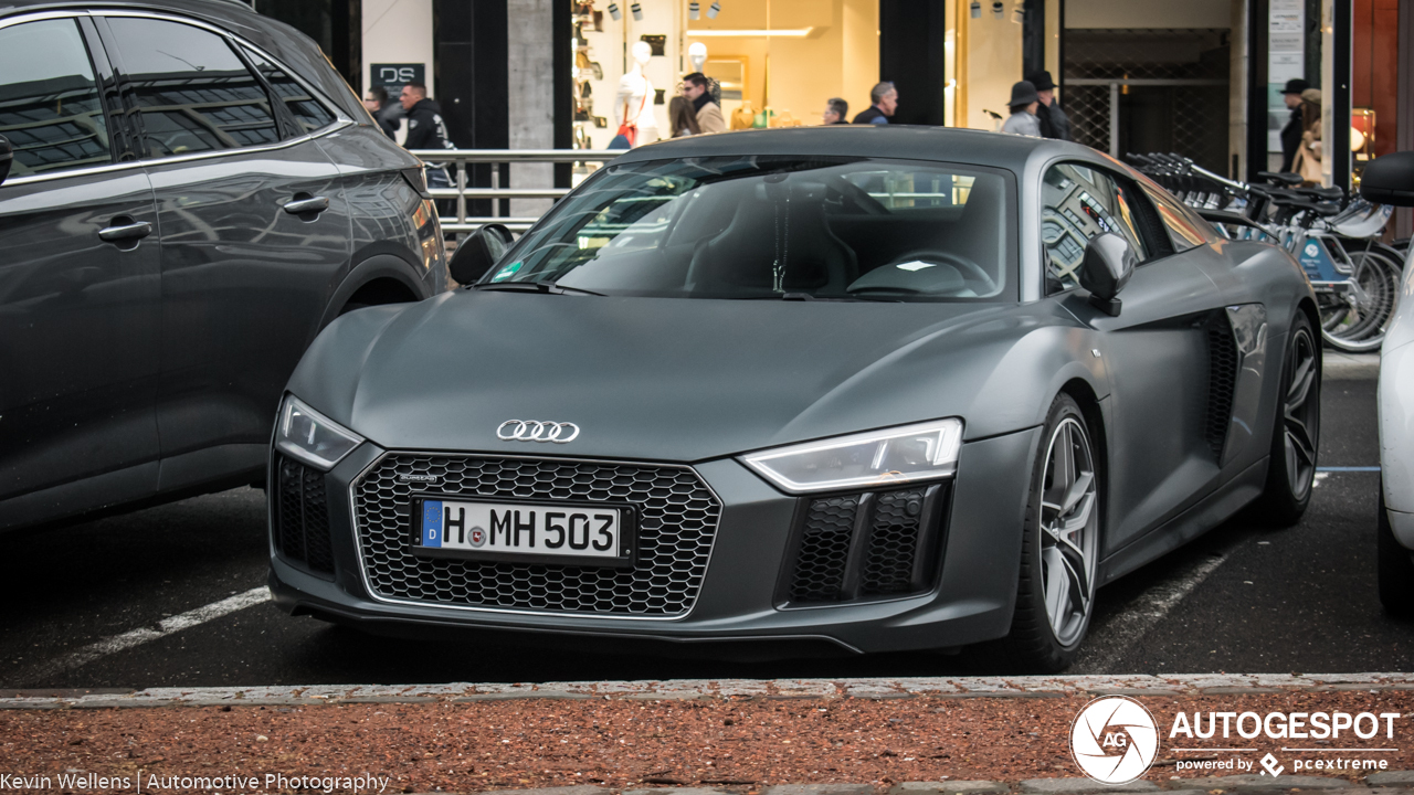 Audi R8 V10 Plus 2015