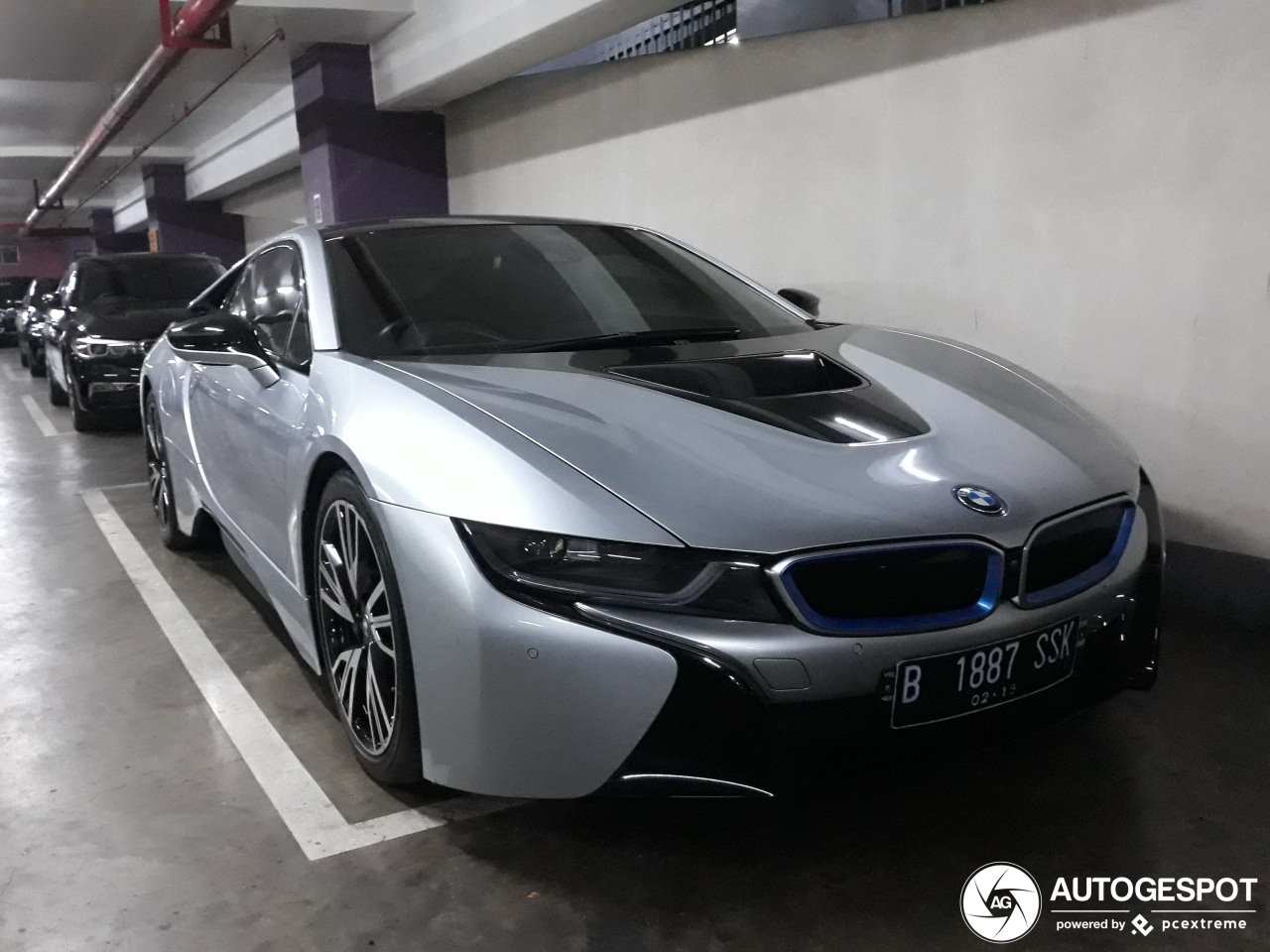 BMW i8