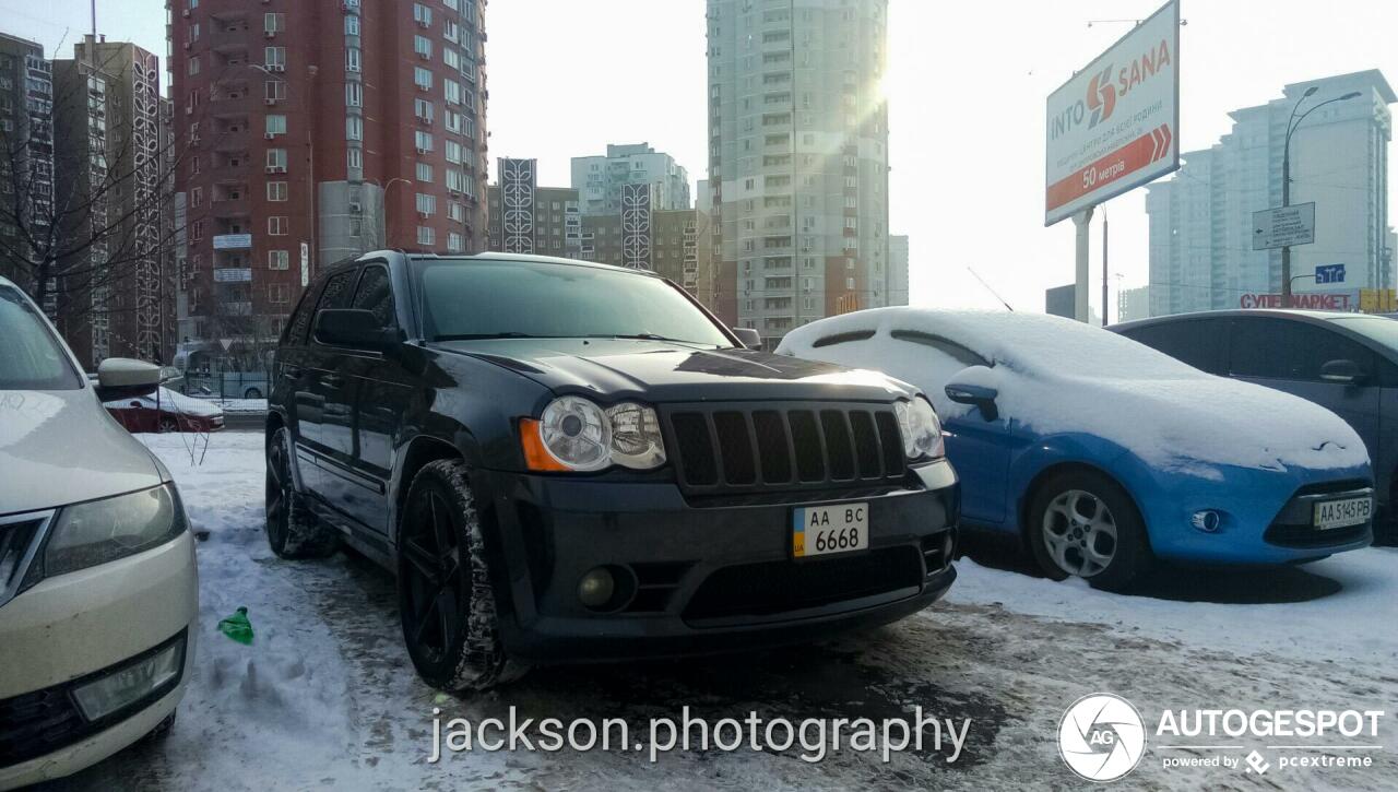 Jeep Grand Cherokee SRT-8 2005