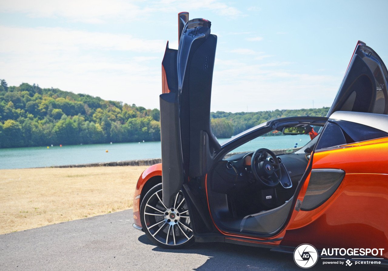 McLaren 570S Spider