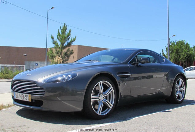 Aston Martin V8 Vantage