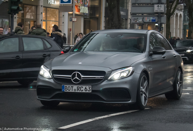 Mercedes-AMG C 63 S W205