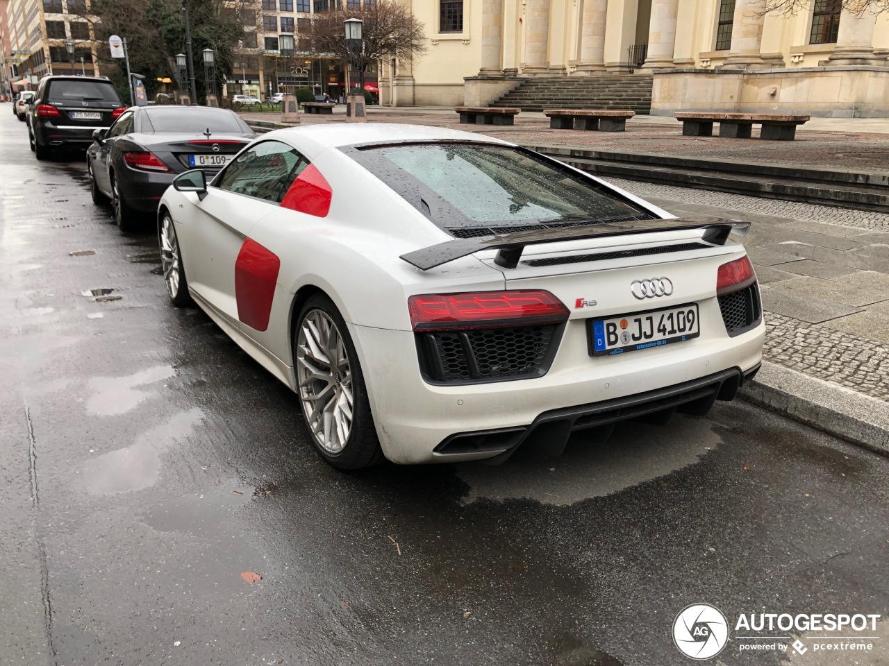 Audi R8 V10 Plus 2015