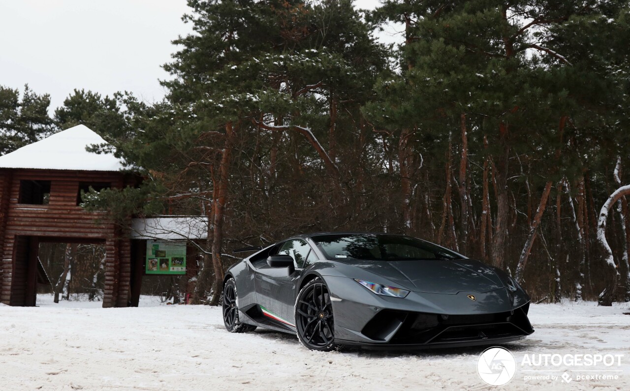 Lamborghini Huracán LP640-4 Performante