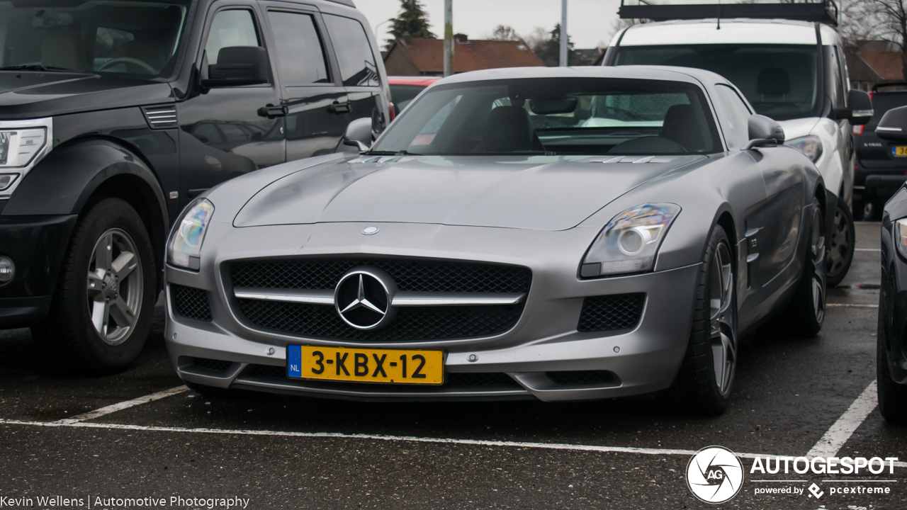 Mercedes-Benz SLS AMG