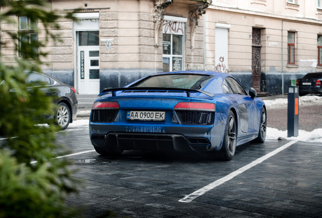 Audi R8 V10 Plus 2015