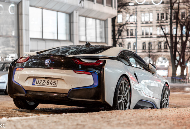 BMW i8