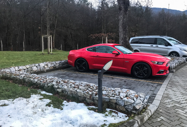 Ford Mustang GT 2015