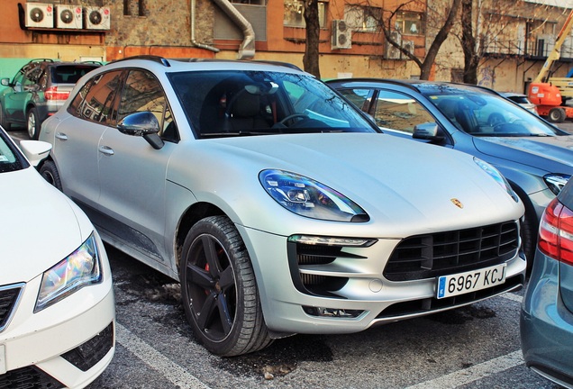 Porsche 95B Macan GTS