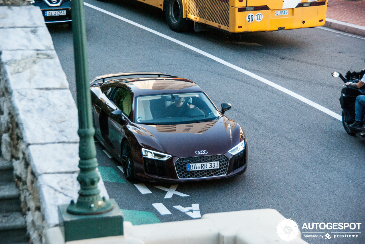 Audi R8 V10 Plus 2015