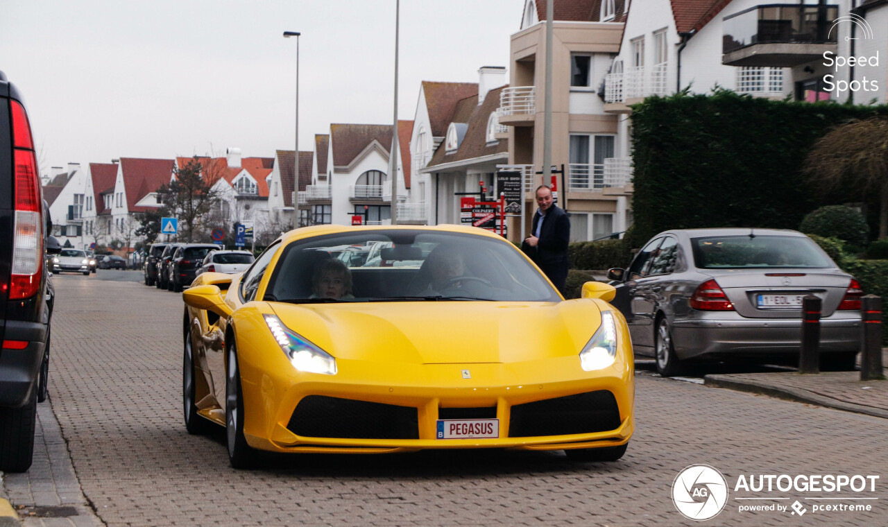 Ferrari 488 Spider