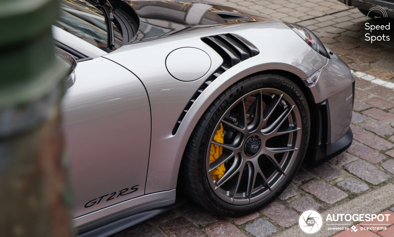 Porsche 991 GT2 RS Weissach Package