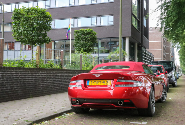 Aston Martin DB9 Volante 2013