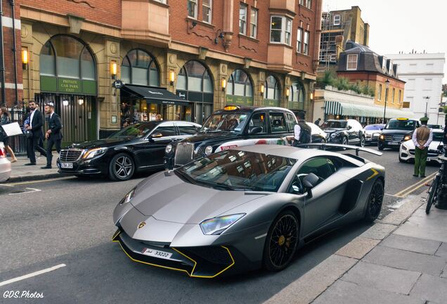 Lamborghini Aventador LP750-4 SuperVeloce