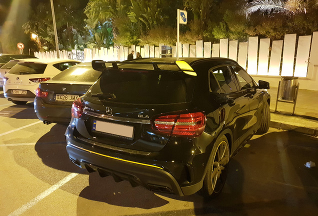 Mercedes-AMG GLA 45 X156 Yellow Night Edition