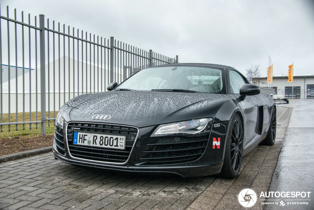 Audi R8