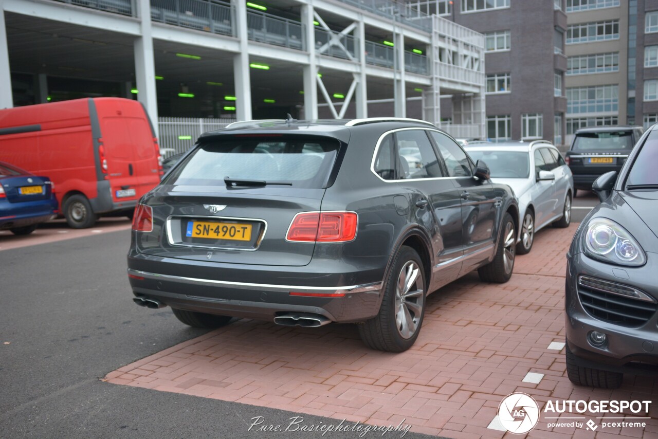 Bentley Bentayga V8