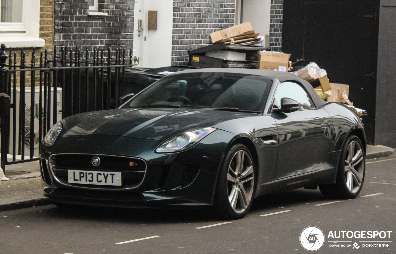 Jaguar F-TYPE S Convertible