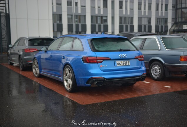 Audi RS4 Avant B9