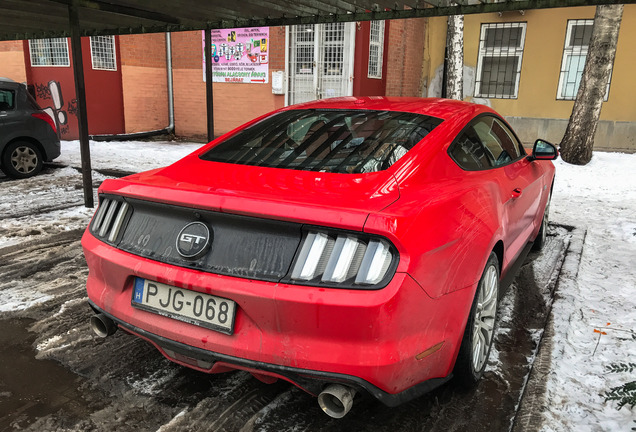 Ford Mustang GT 2015