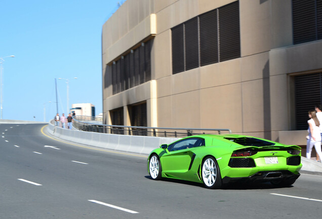 Lamborghini Aventador LP700-4