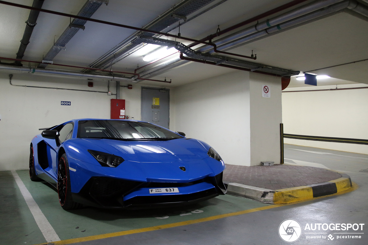 Lamborghini Aventador LP750-4 SuperVeloce