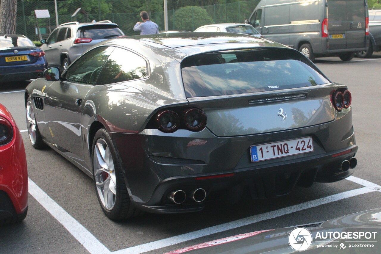 Ferrari GTC4Lusso T