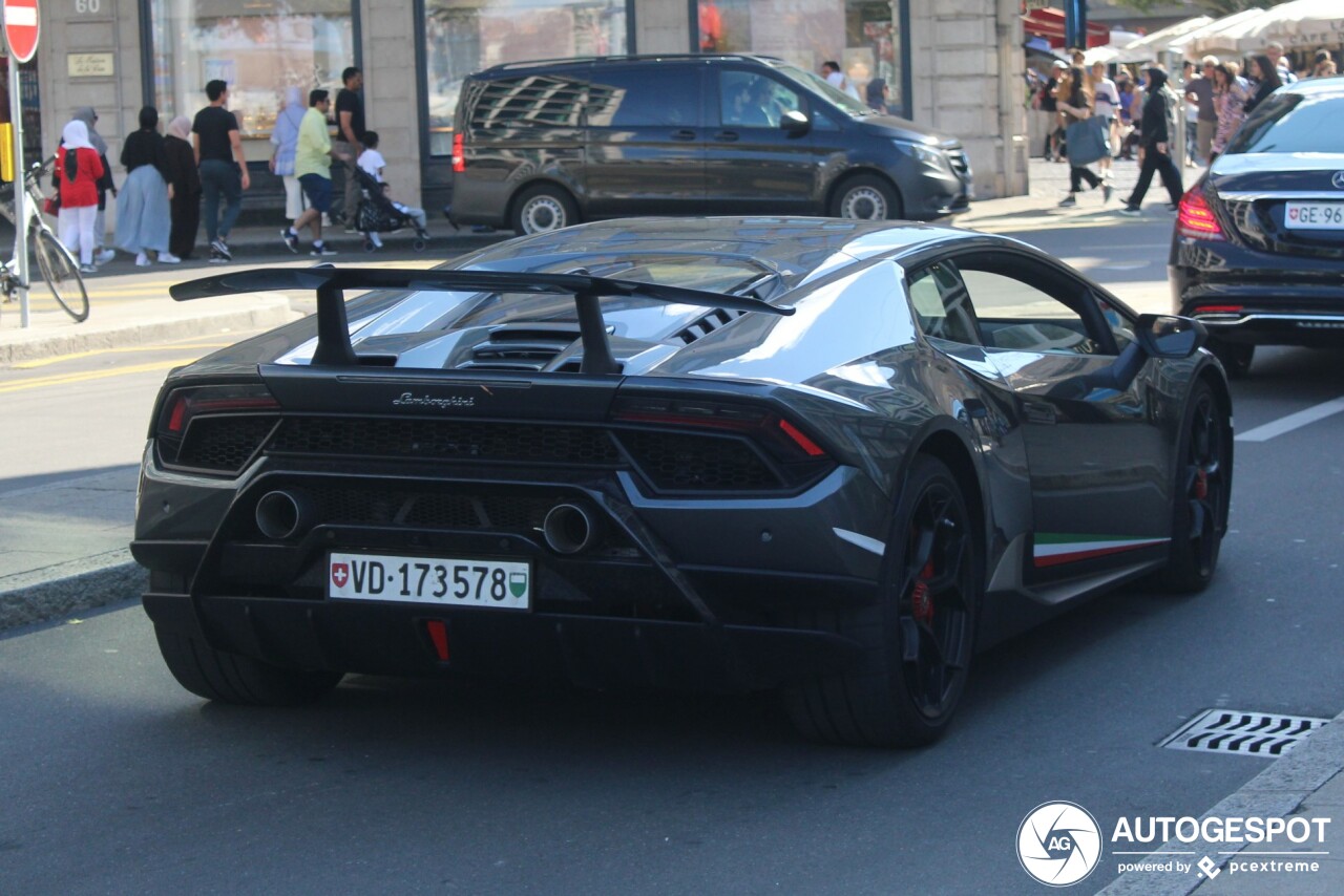 Lamborghini Huracán LP640-4 Performante