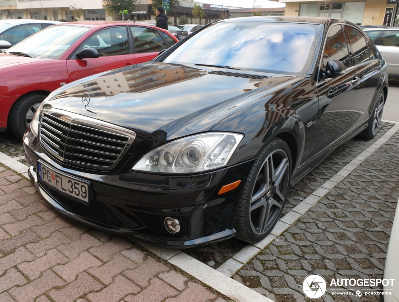 Mercedes-Benz S 63 AMG W221